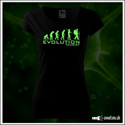Dámske originálne čierne svietiace tričko s turistickým motívom Evolúcia turistu